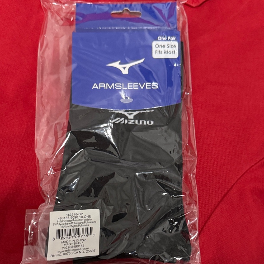 Mizuno Black Arm Sleeves_Volleyball